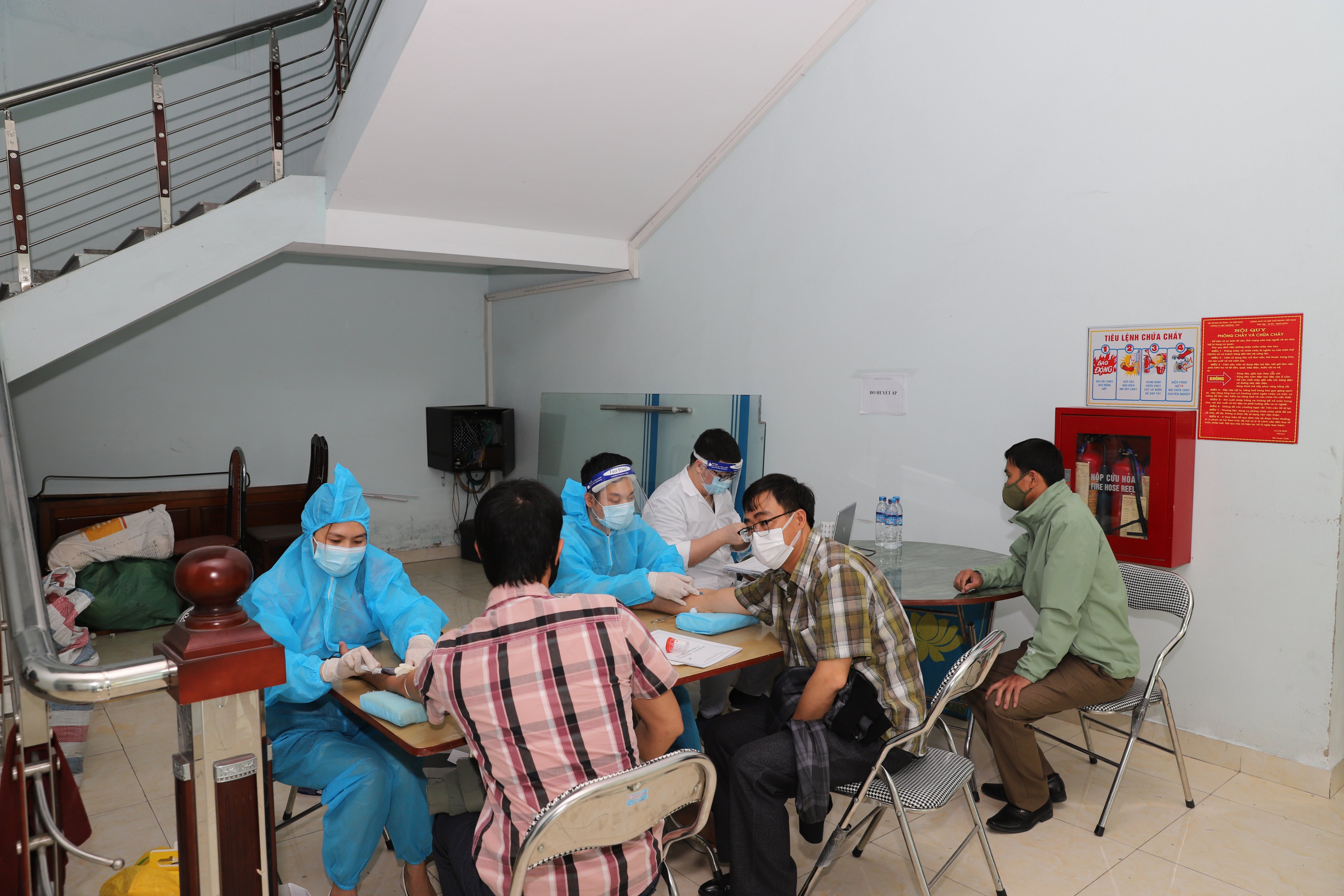 CÔNG TY MÔI TRƯỜNG - TKV TỔ CHỨC KHÁM SỨC KHỎE CHO NGƯỜI LAO ĐỘNG LÀM VIỆC NẶNG NHỌC, ĐỘC HẠI