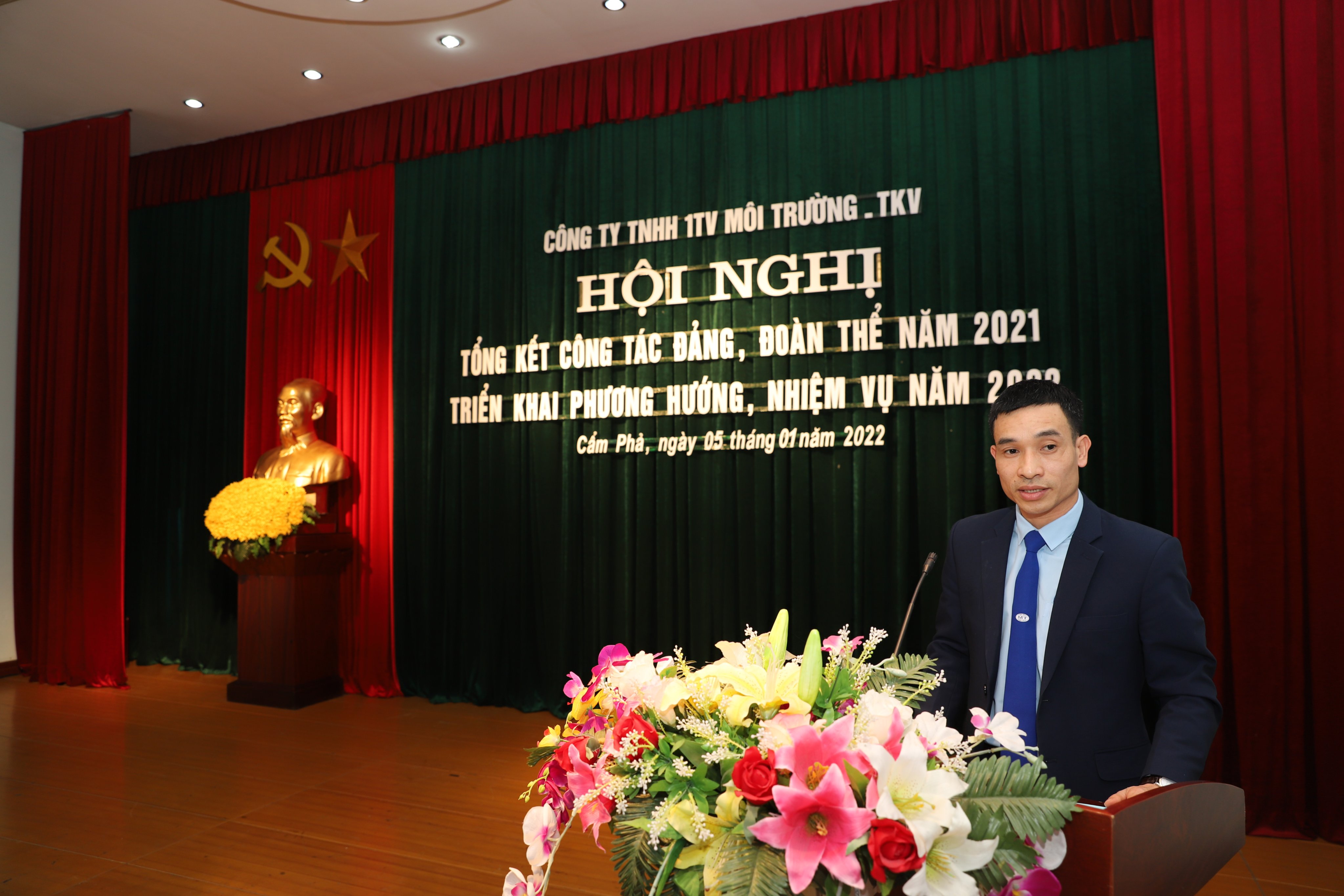 ĐẢNG ỦY VÀ CÁC TỔ CHỨC ĐOÀN THỂ THUỘC CÔNG TY MÔI TRƯỜNG - TKV TRIỂN KHAI NHIỆM VỤ NĂM 2022