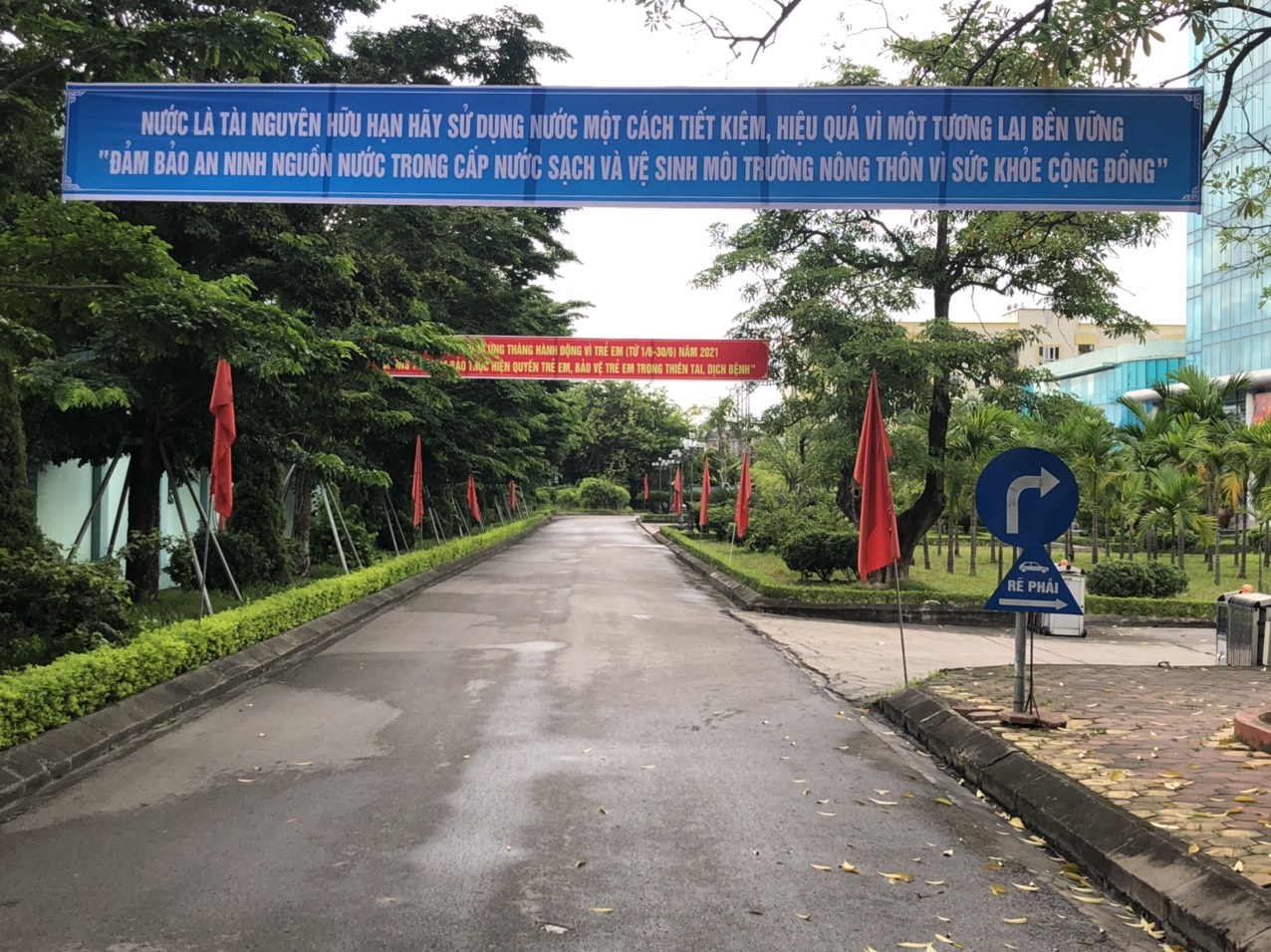 CÔNG TY MÔI TRƯỜNG HƯỞNG ỨNG TUẦN LỄ QUỐC GIA NƯỚC SẠCH VÀ VỆ SINH MÔI TRƯỜNG.